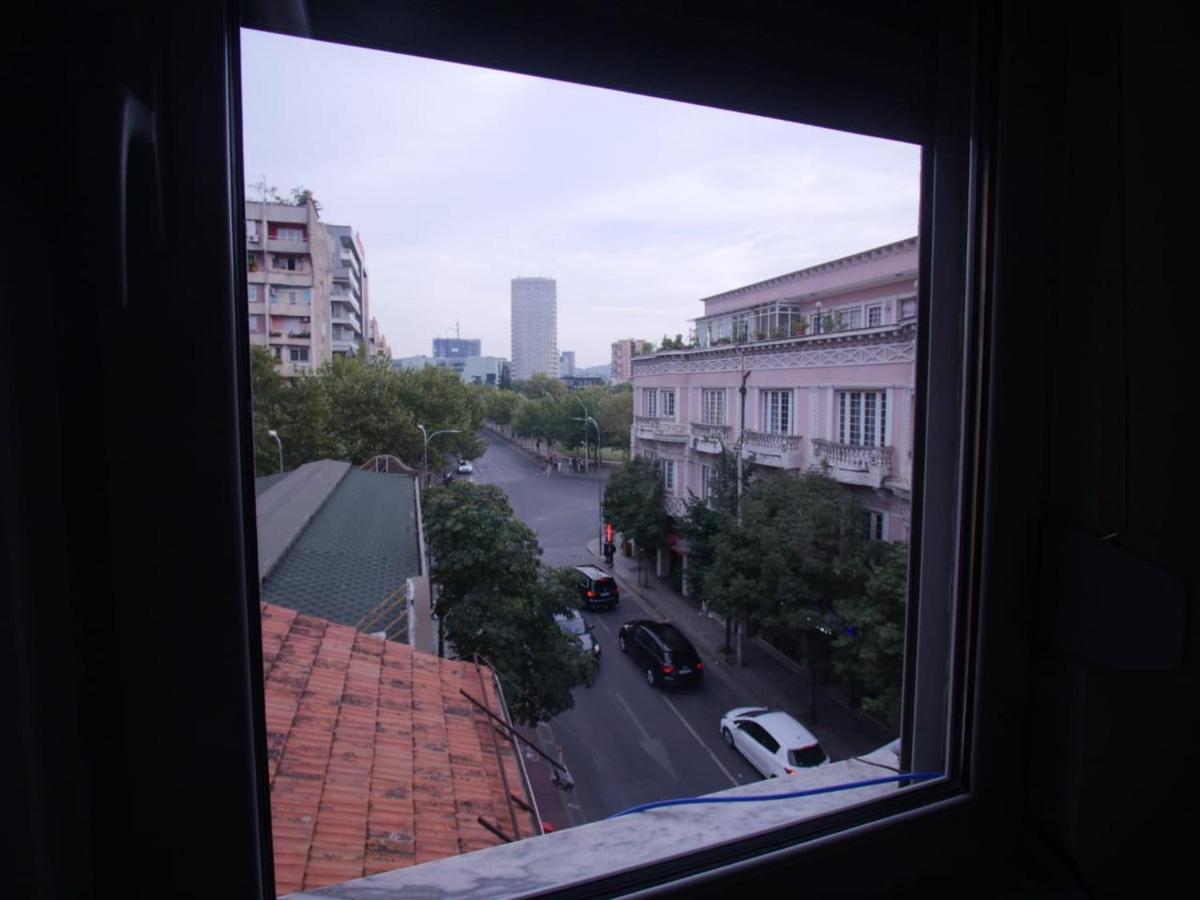Hidden Gem In The Center Of Tirana Apartamento Exterior foto